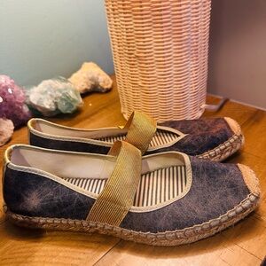 Vidorreta Stylish Espadrilles in Blue and Tan Size  40/US 9.5-10